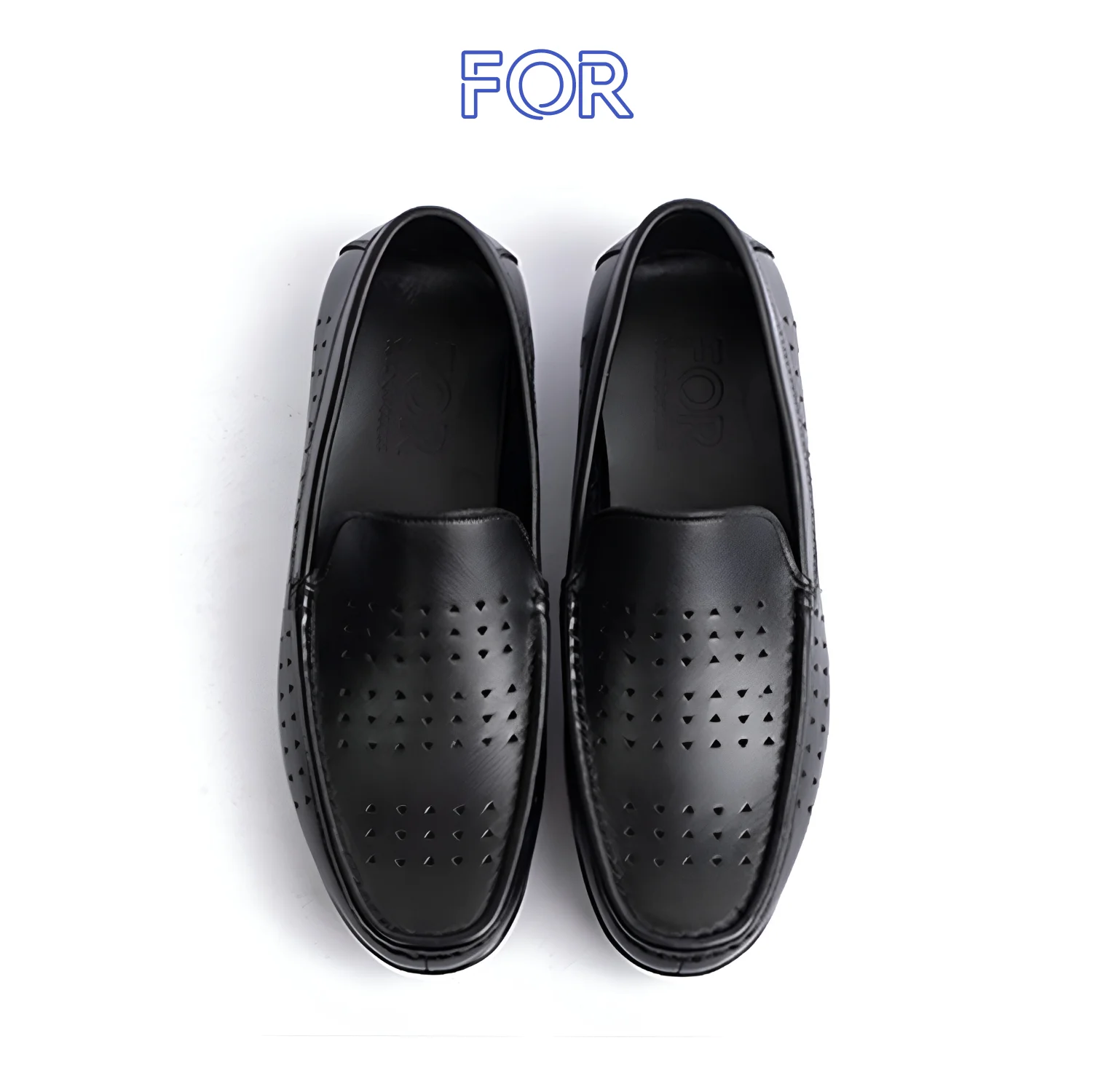 GIÀY LƯỜI MOCCASIN DA BÒ HỌA TIẾT LỖ  THOÁNG MÀU ĐEN MF51