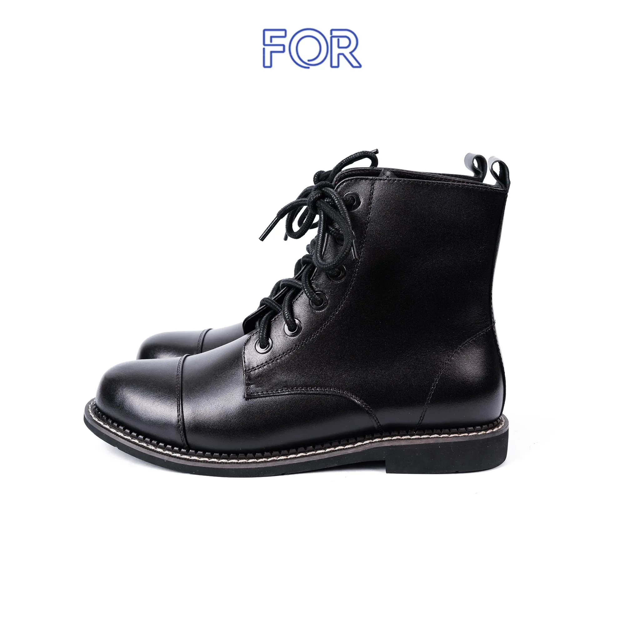 GIÀY LACE-UP CAPTOE BOOTS DA BÒ CHỈ TRẮNG BF10