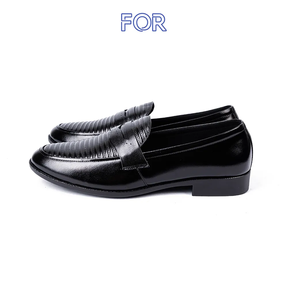 GIÀY PENNY LOAFERS DA BÒ VÂN KẺ NGANG MÀU ĐEN PLF34